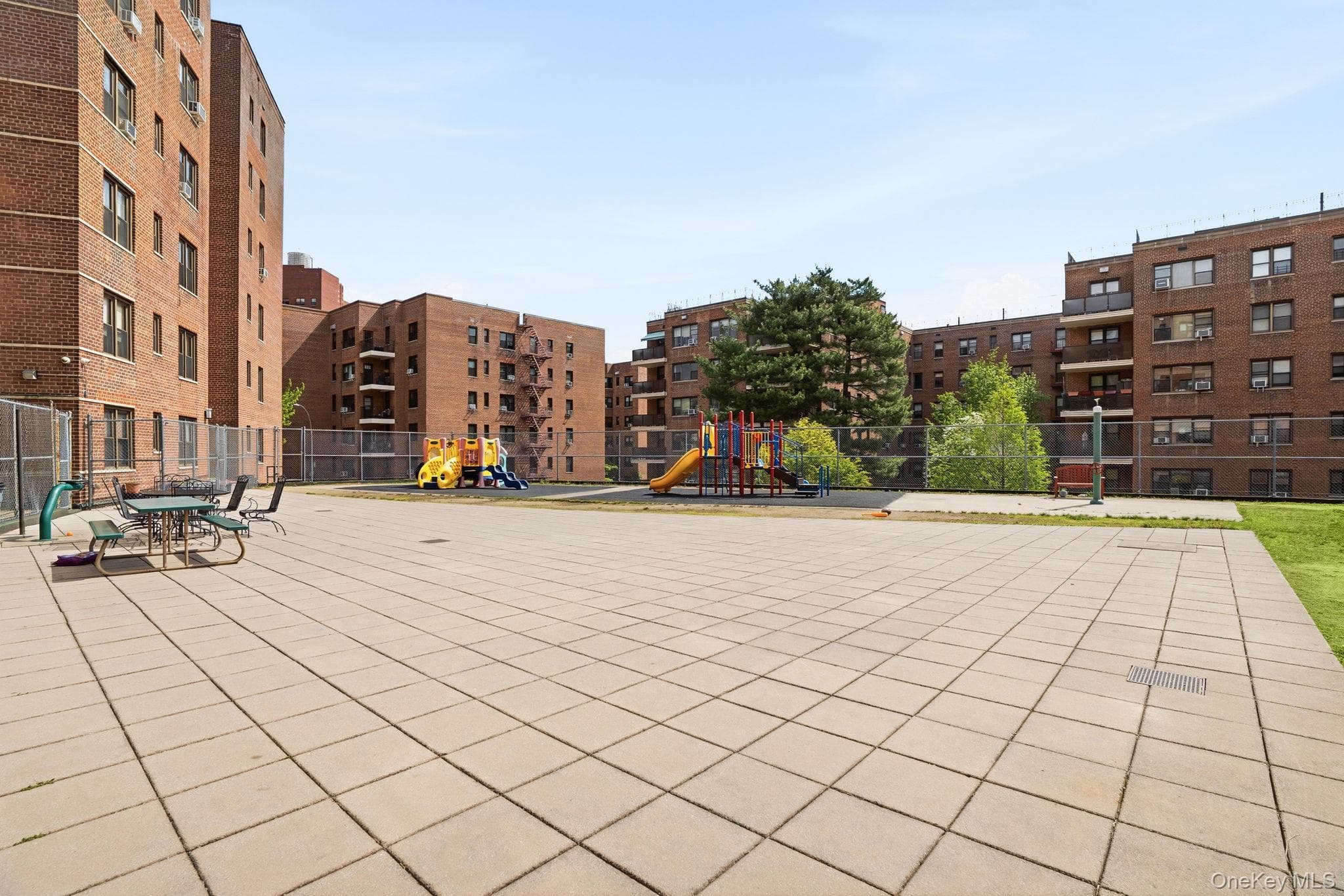 3616 Henry Hudson Pkway N Pkwy Unit: 3IN thumbnail 39