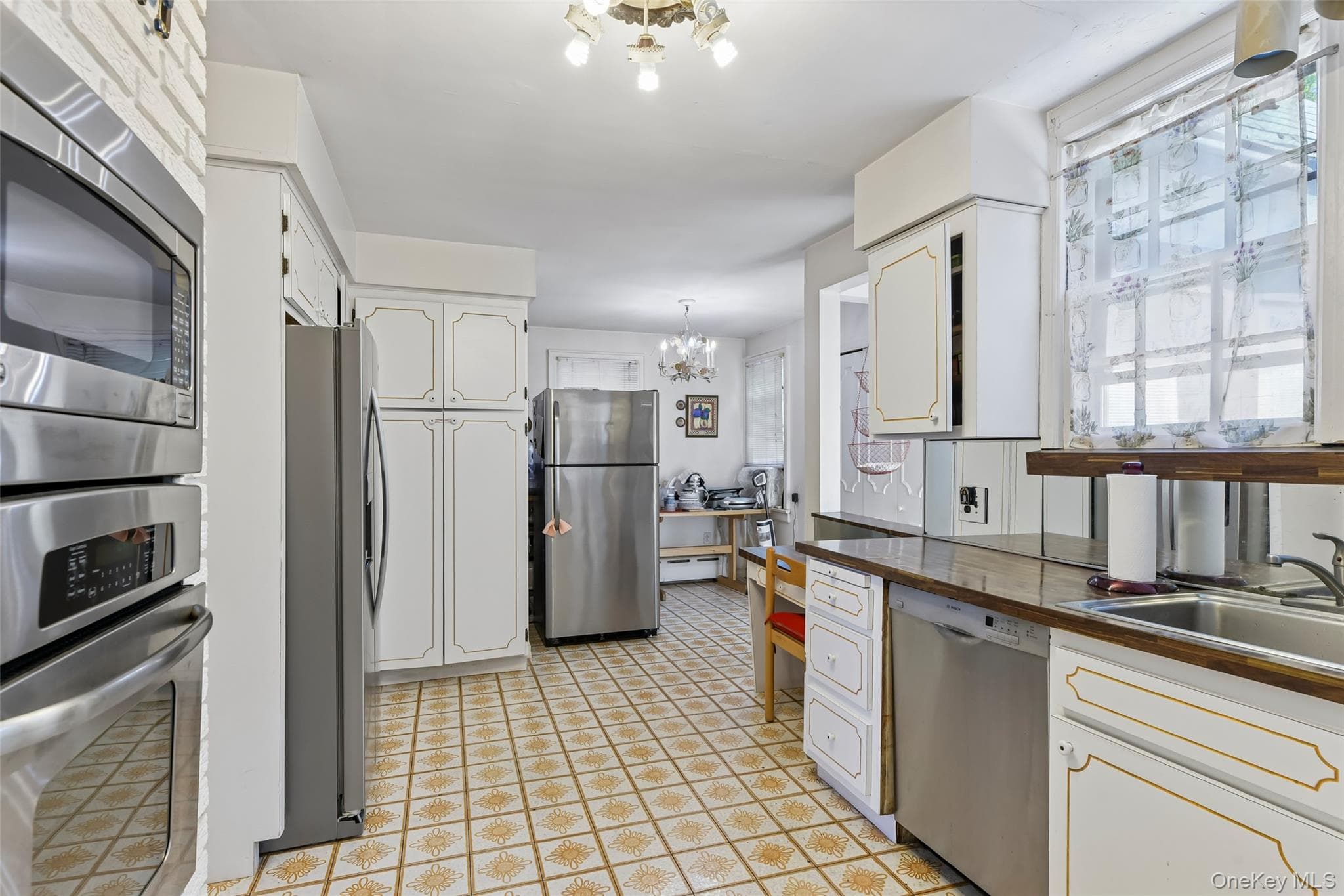 38 Cedarhurst Avenue thumbnail 11