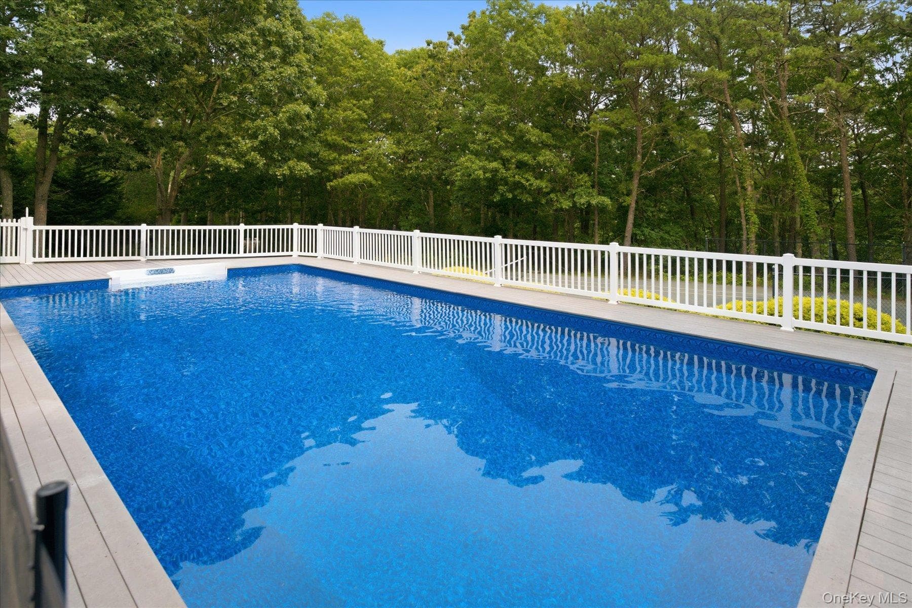 90 Lakeside Lane thumbnail 22