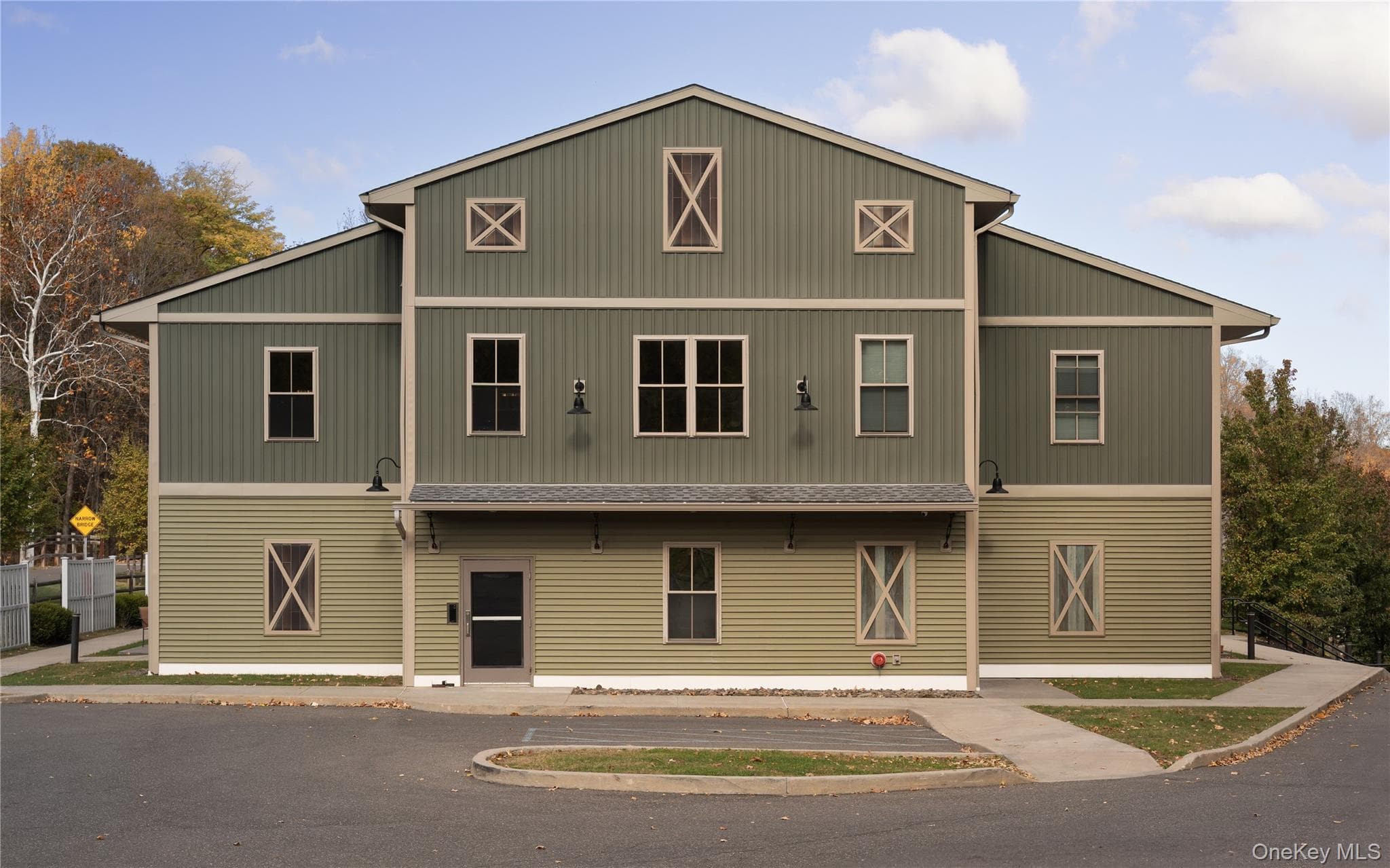 128 Vineyard Avenue Ave Unit: 201, Highland