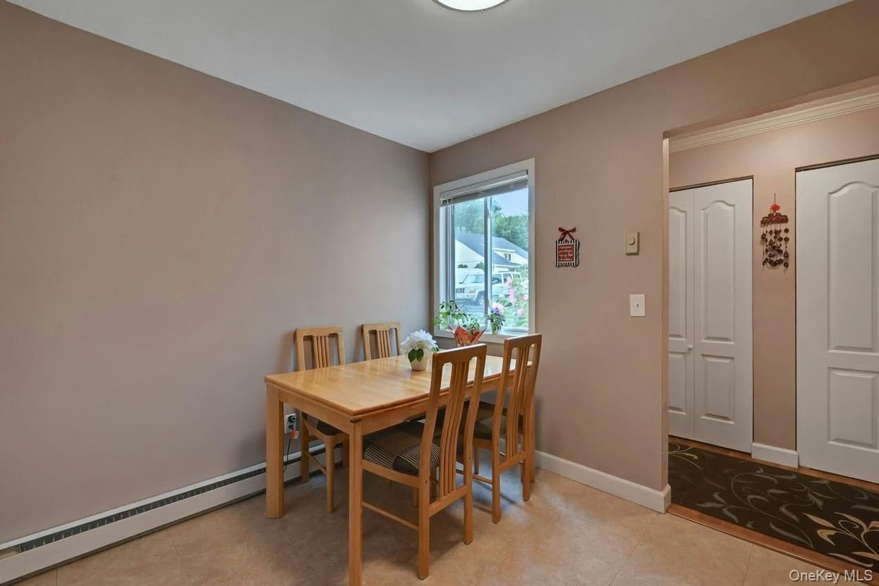 26 Kenneth Stuart PL Unit: A thumbnail 6