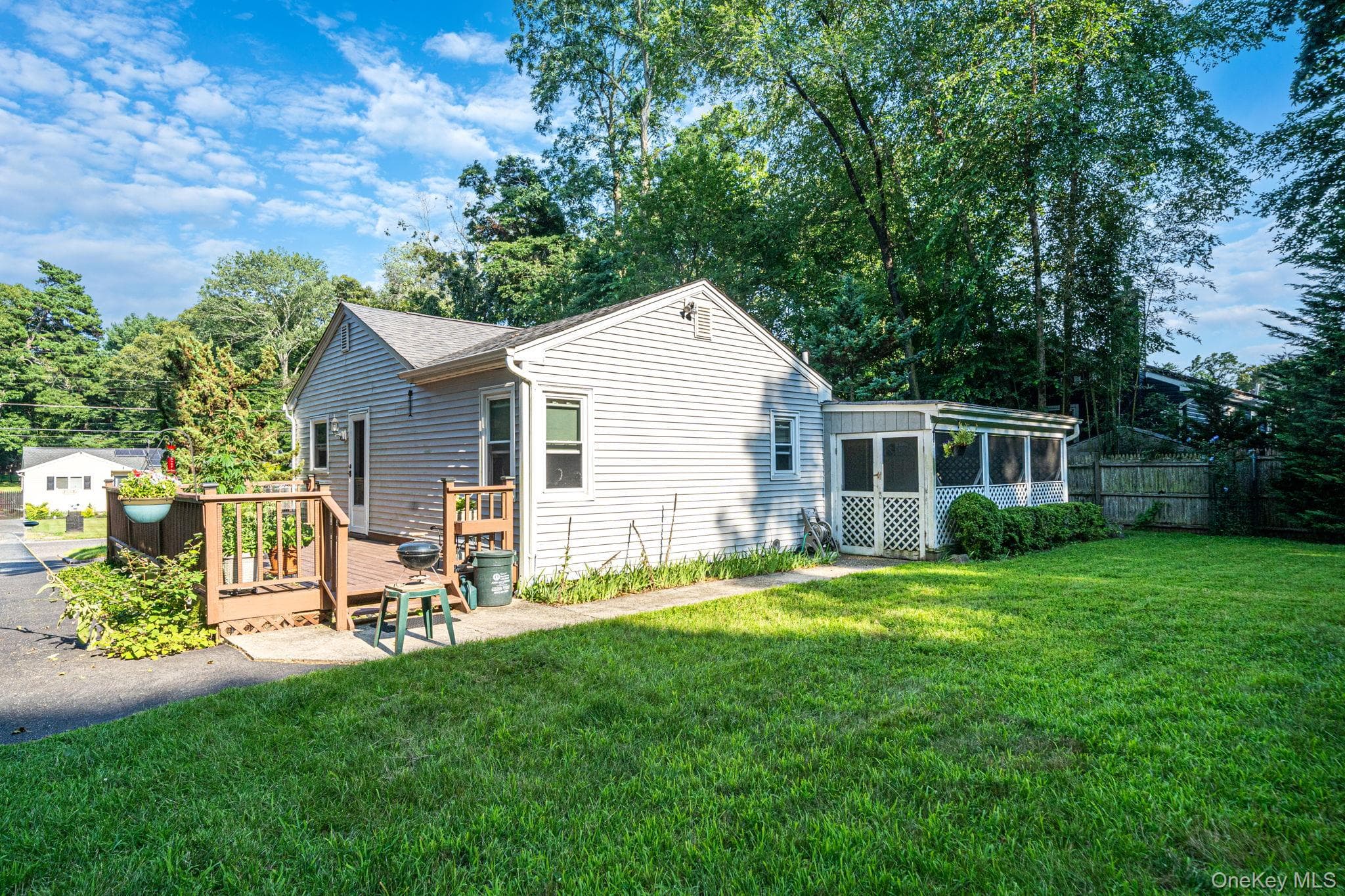 24 Oakcrest Avenue thumbnail 20