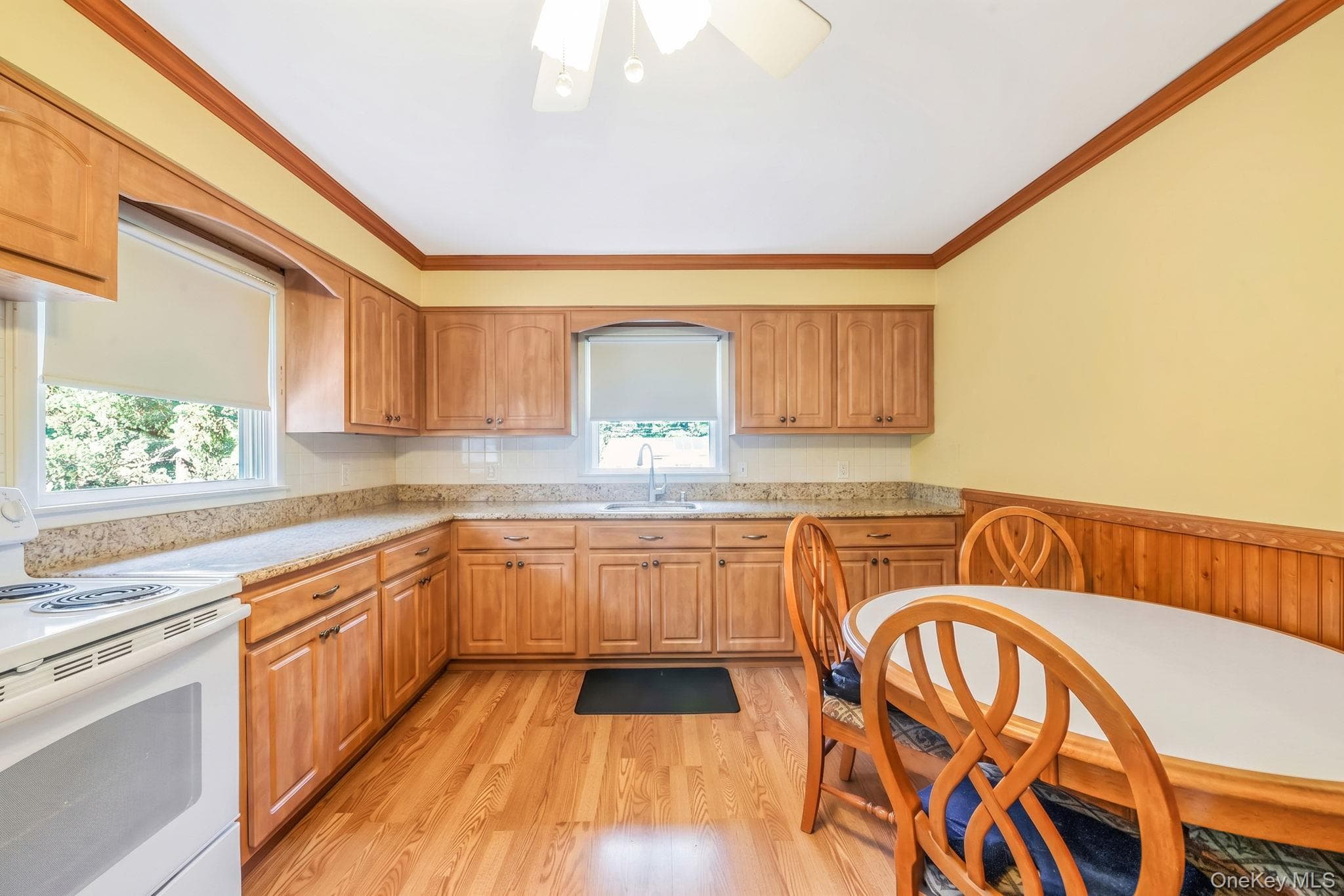 24 Oakcrest Avenue thumbnail 5