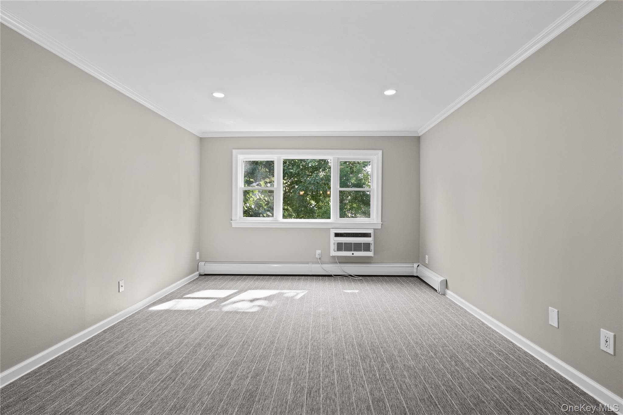 152 B N Broadway Unit: 2E thumbnail 8