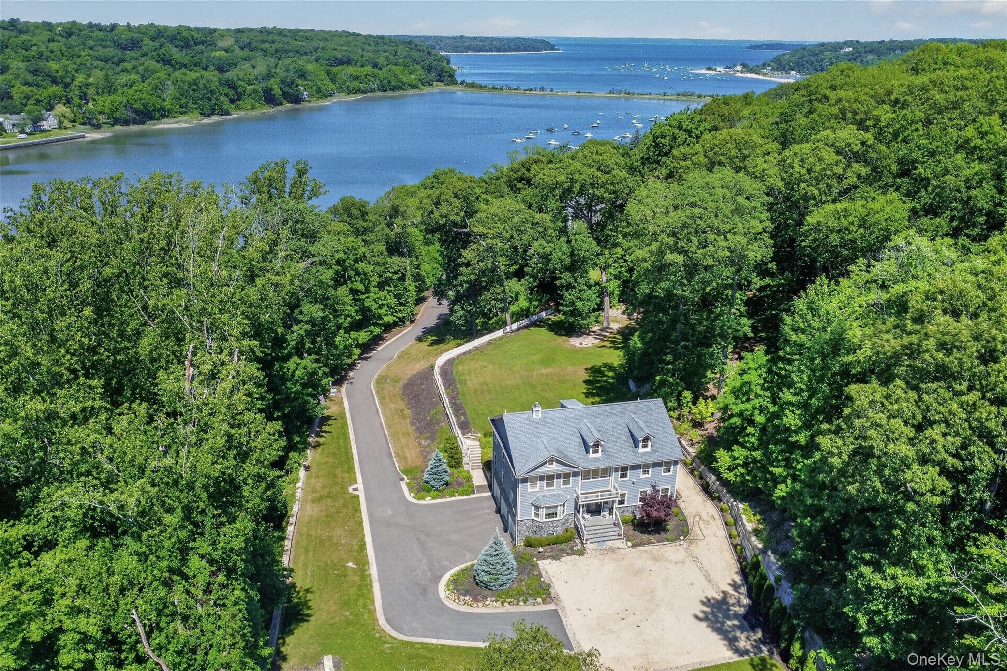 261 Harbor Road, Cold Spring Harbor