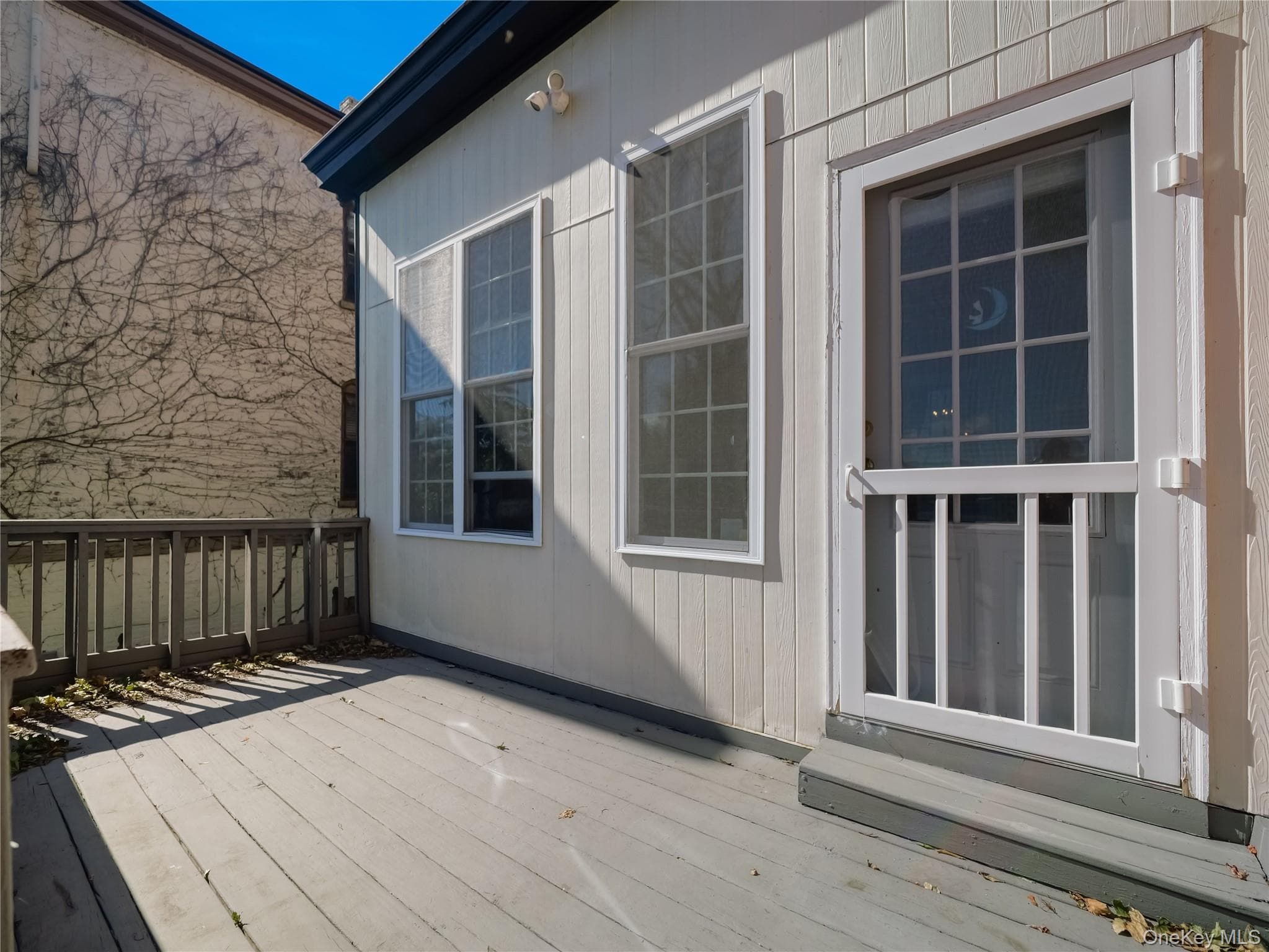226 Montgomery Street thumbnail 18