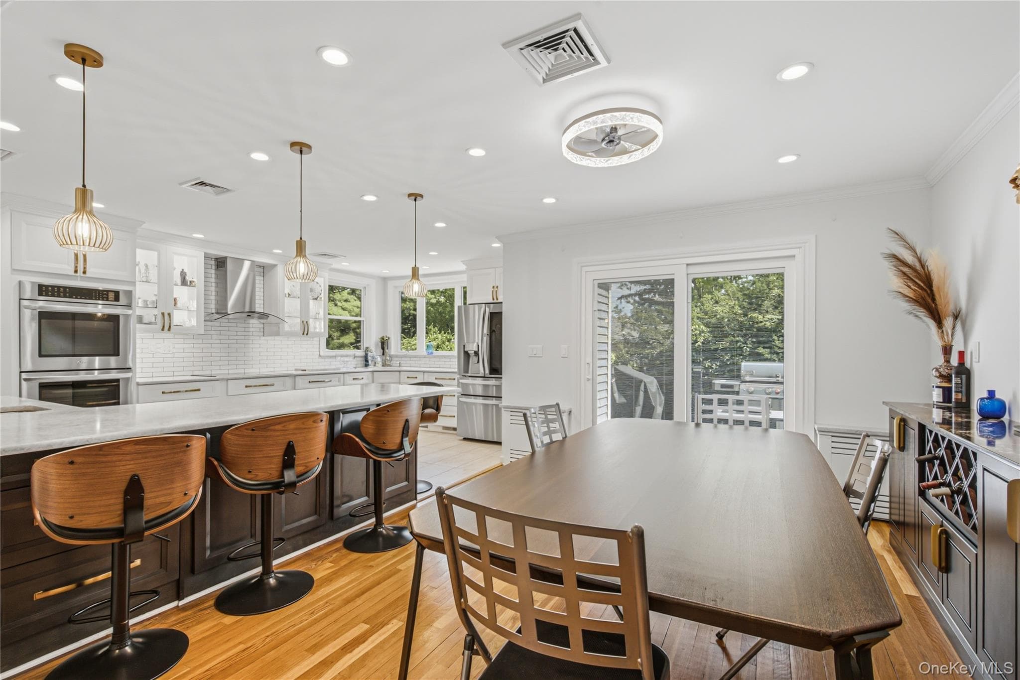 186 N Stratford thumbnail 8