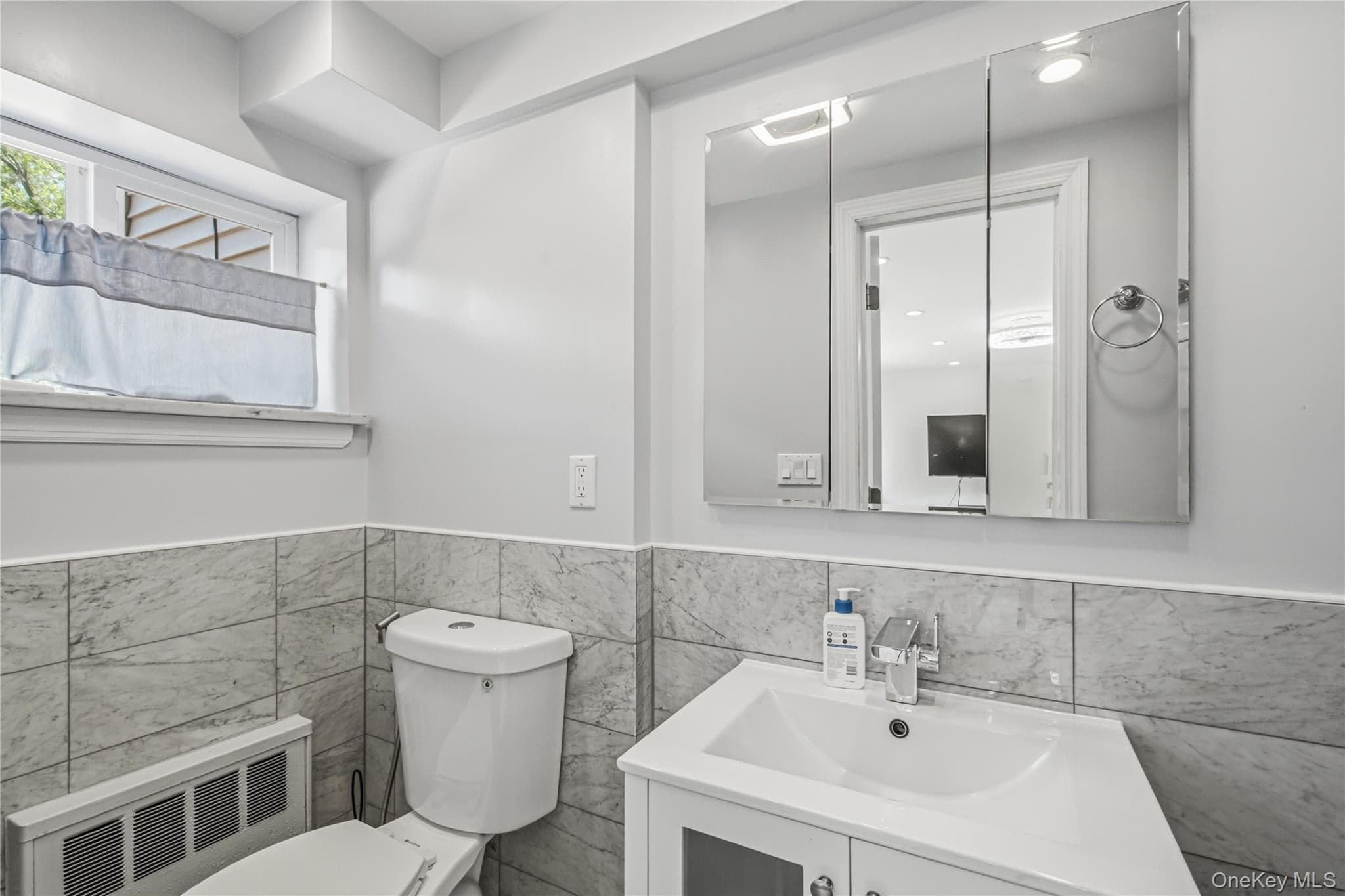 186 N Stratford thumbnail 15