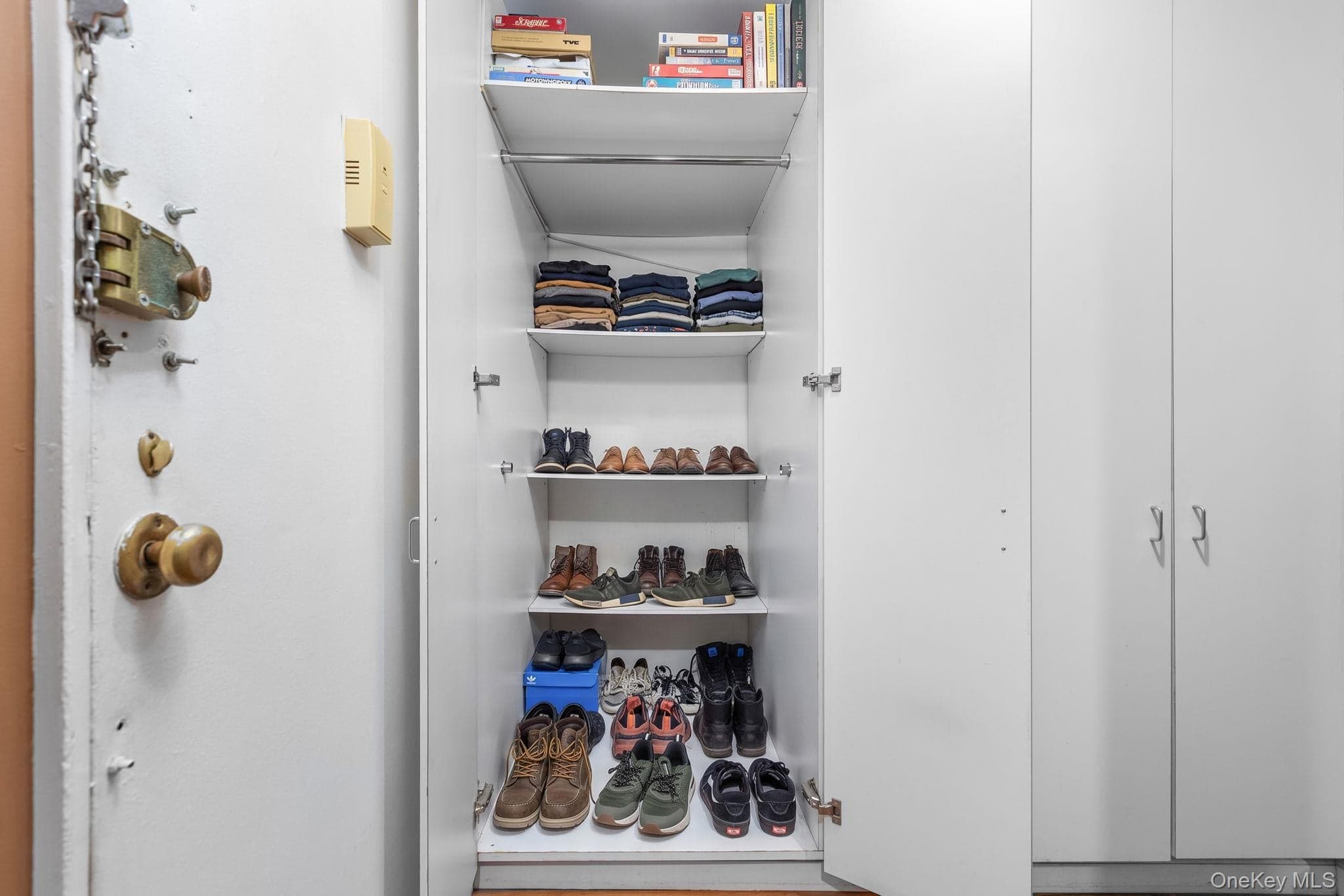 814 Tilden Street Tilden Street ST Unit: 3C thumbnail 7