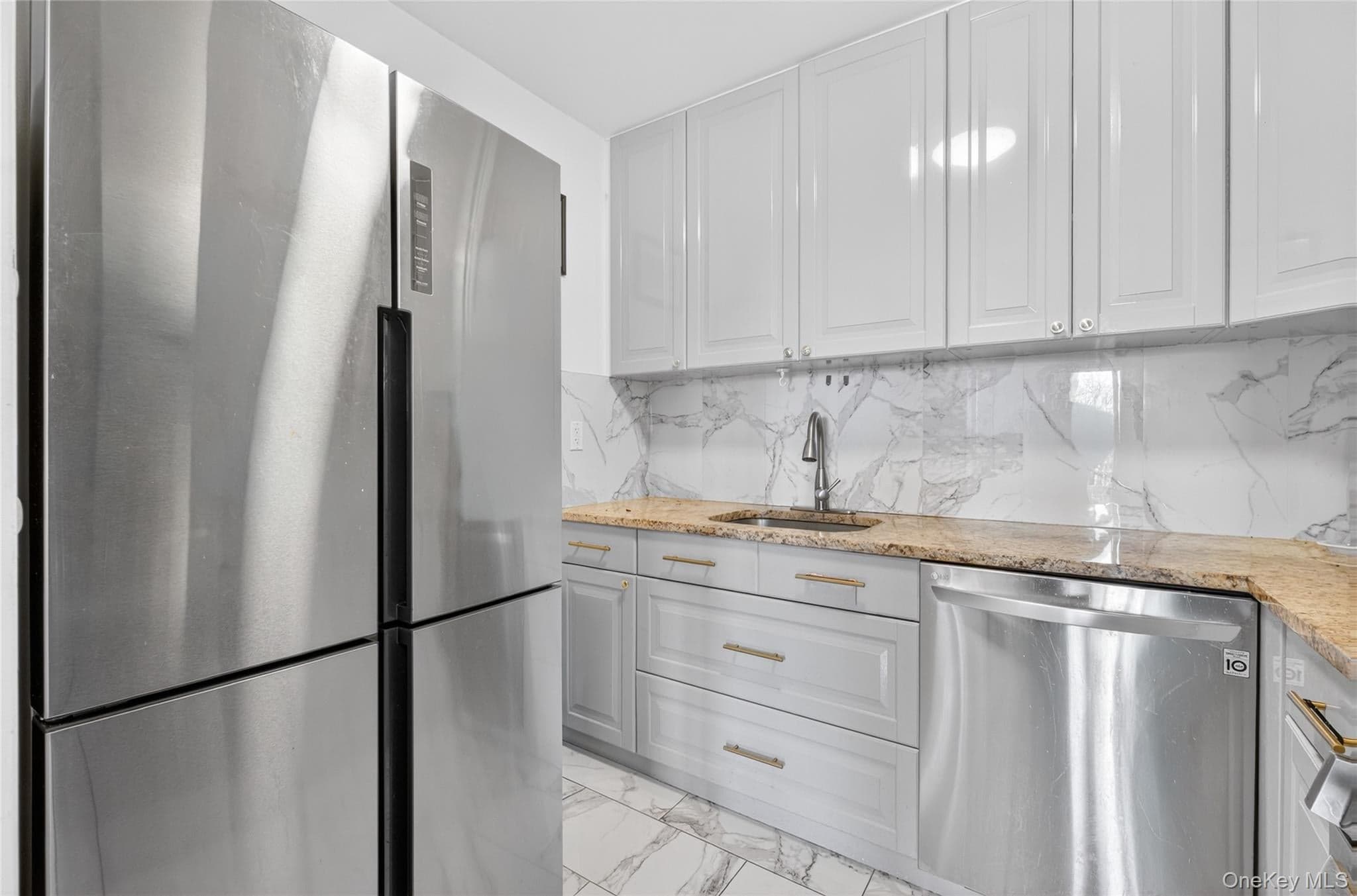 550 115th Street Unit: 550D thumbnail 5