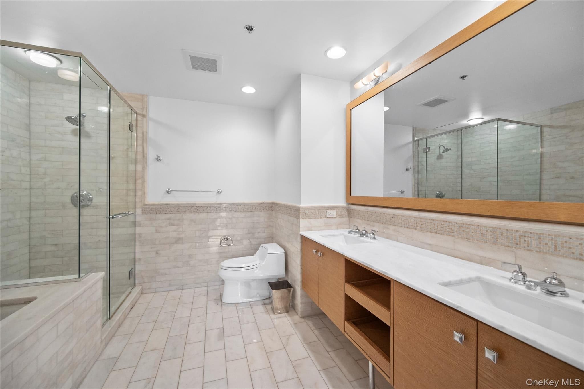 1 Renaissance Square Unit: 10B thumbnail 17