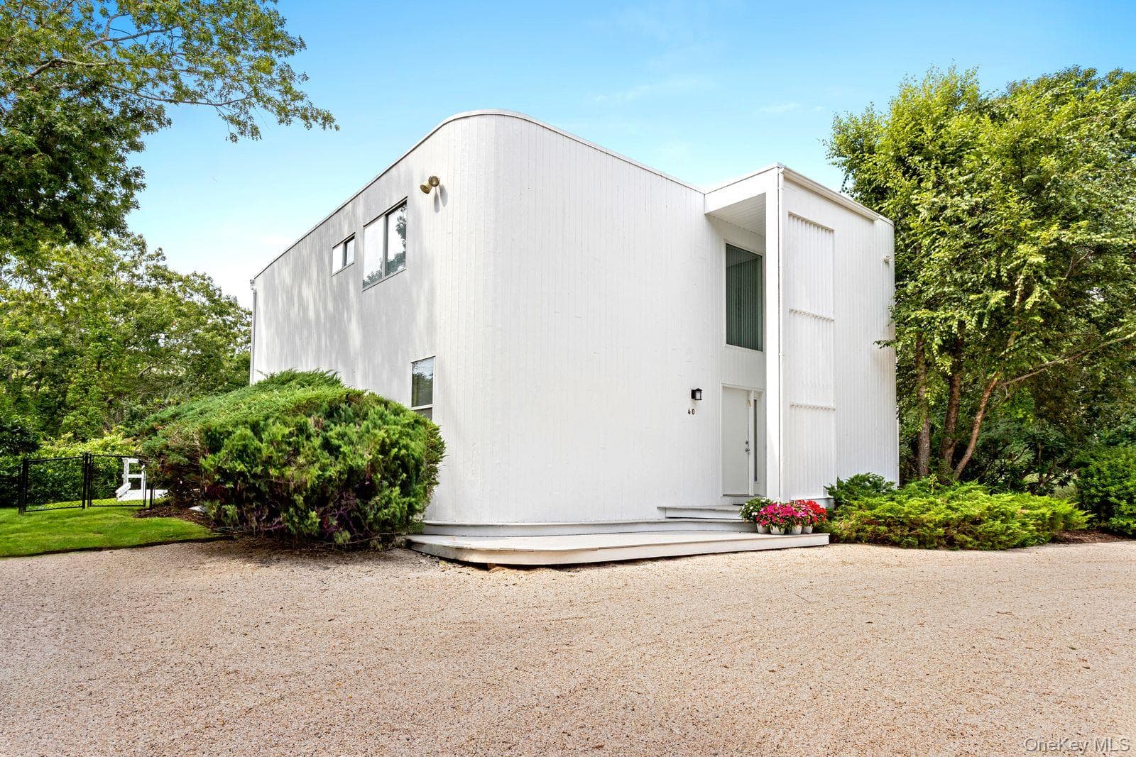 40 Peacock Path, East Quogue