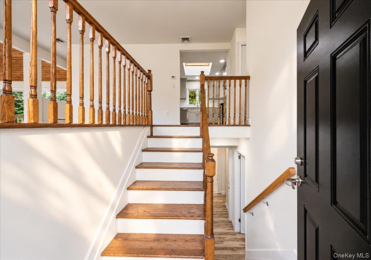 15 Patricia Avenue thumbnail 3