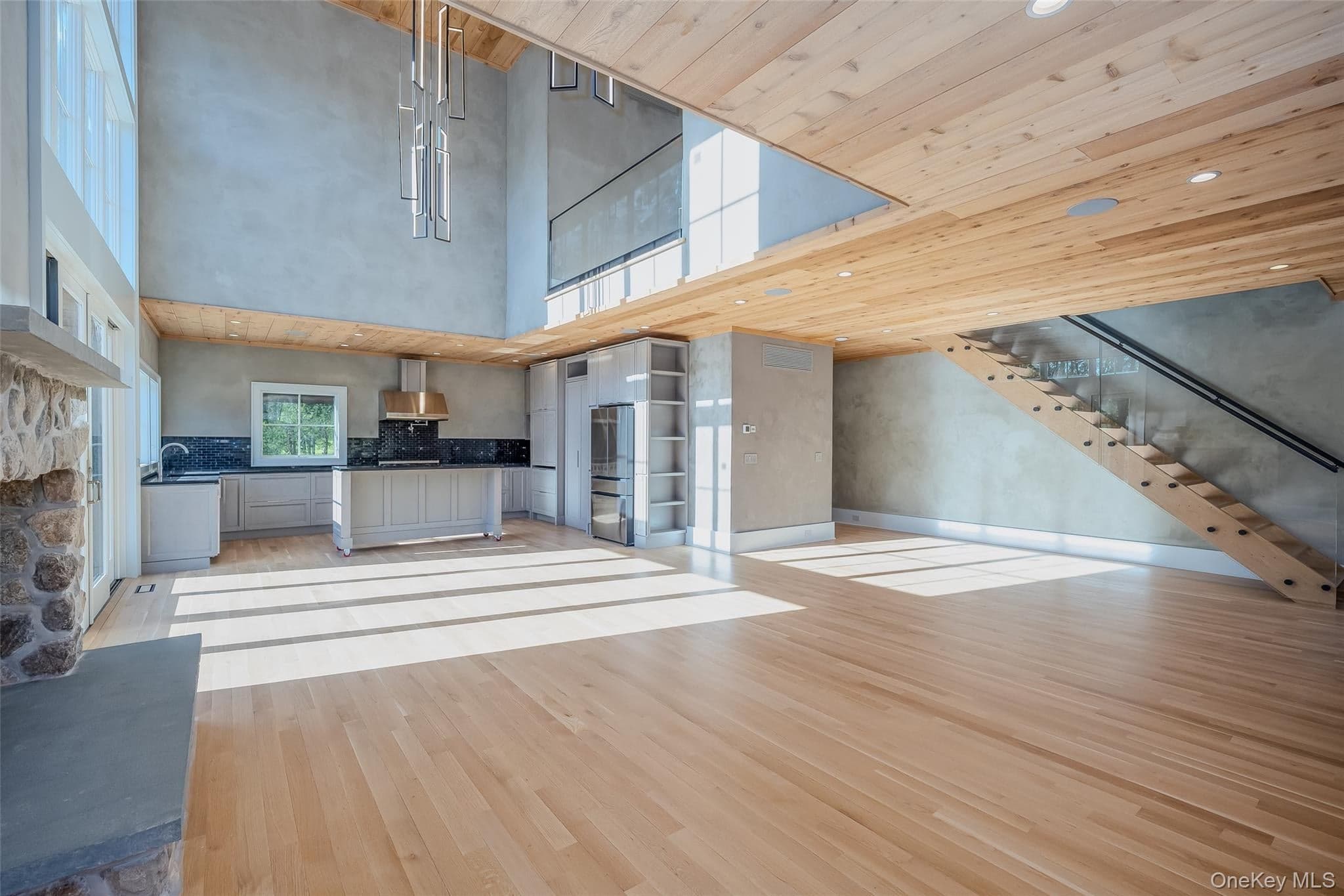 141A N Ferry Road thumbnail 17