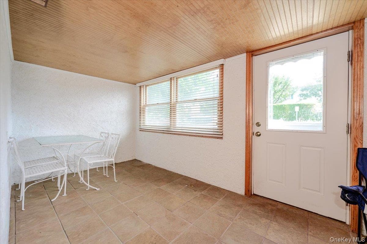 1170 Park Street thumbnail 21