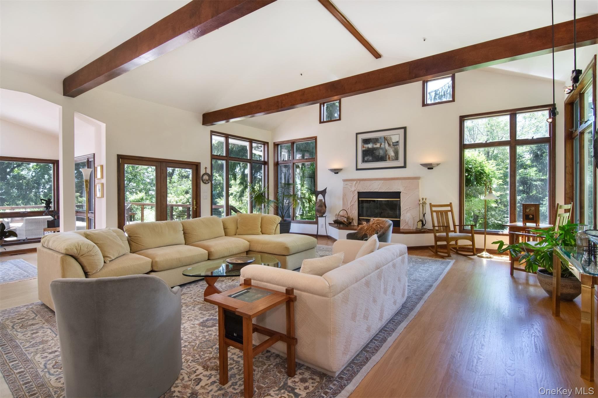 353 Mountain Road photo 1