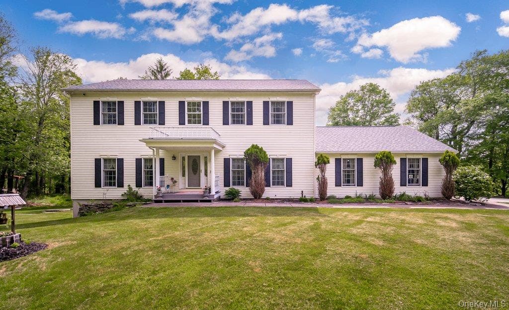 369 Grey Road, South Fallsburg