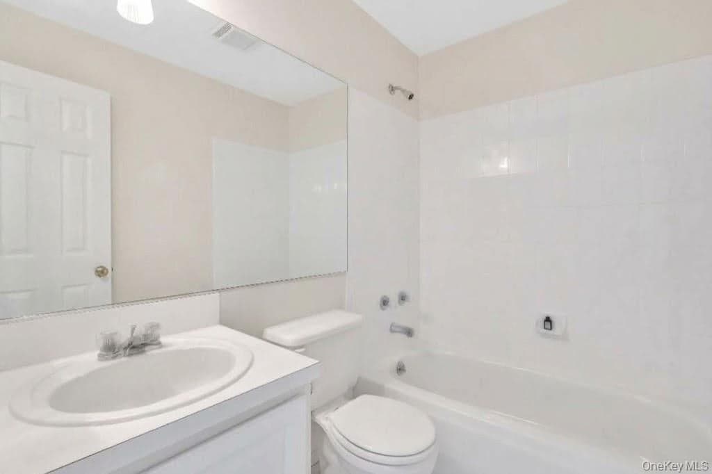 217 Windward Court thumbnail 15