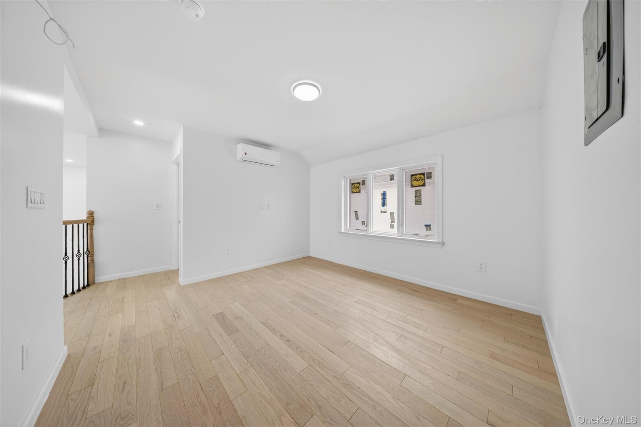 7732 168th Street thumbnail 16