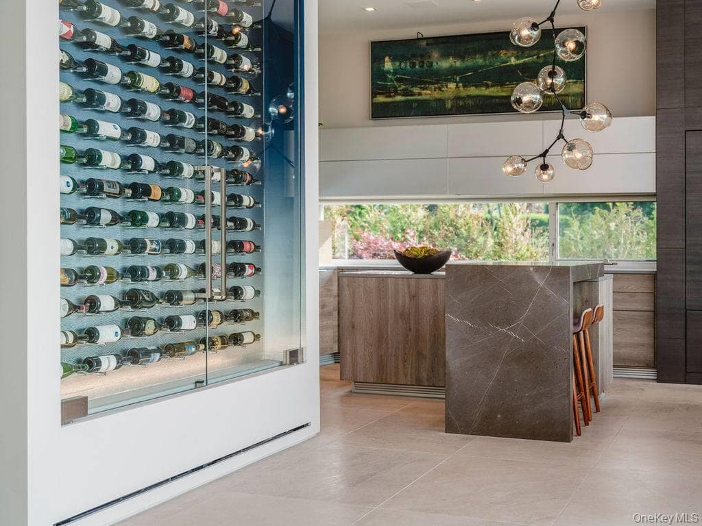 445 Glen Court thumbnail 9