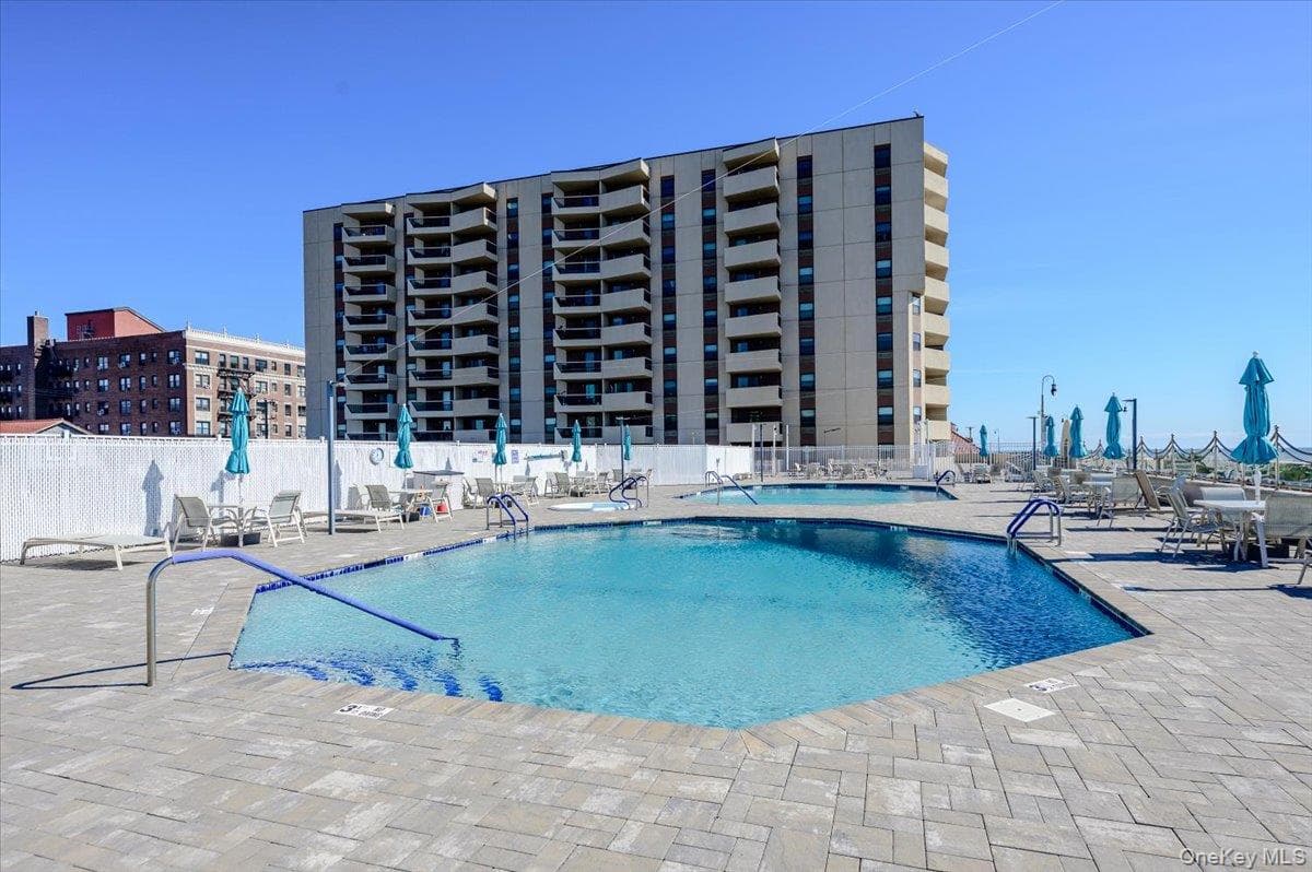 360 Shore Road Unit: 3B thumbnail 25