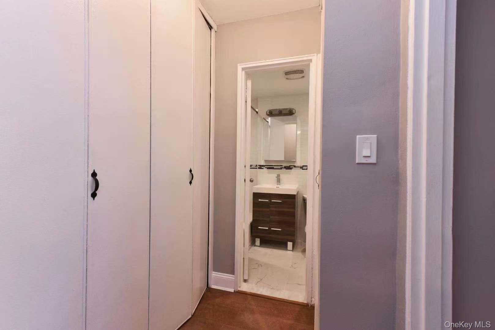 15272 Melbourne Avenue Unit: 2G thumbnail 11