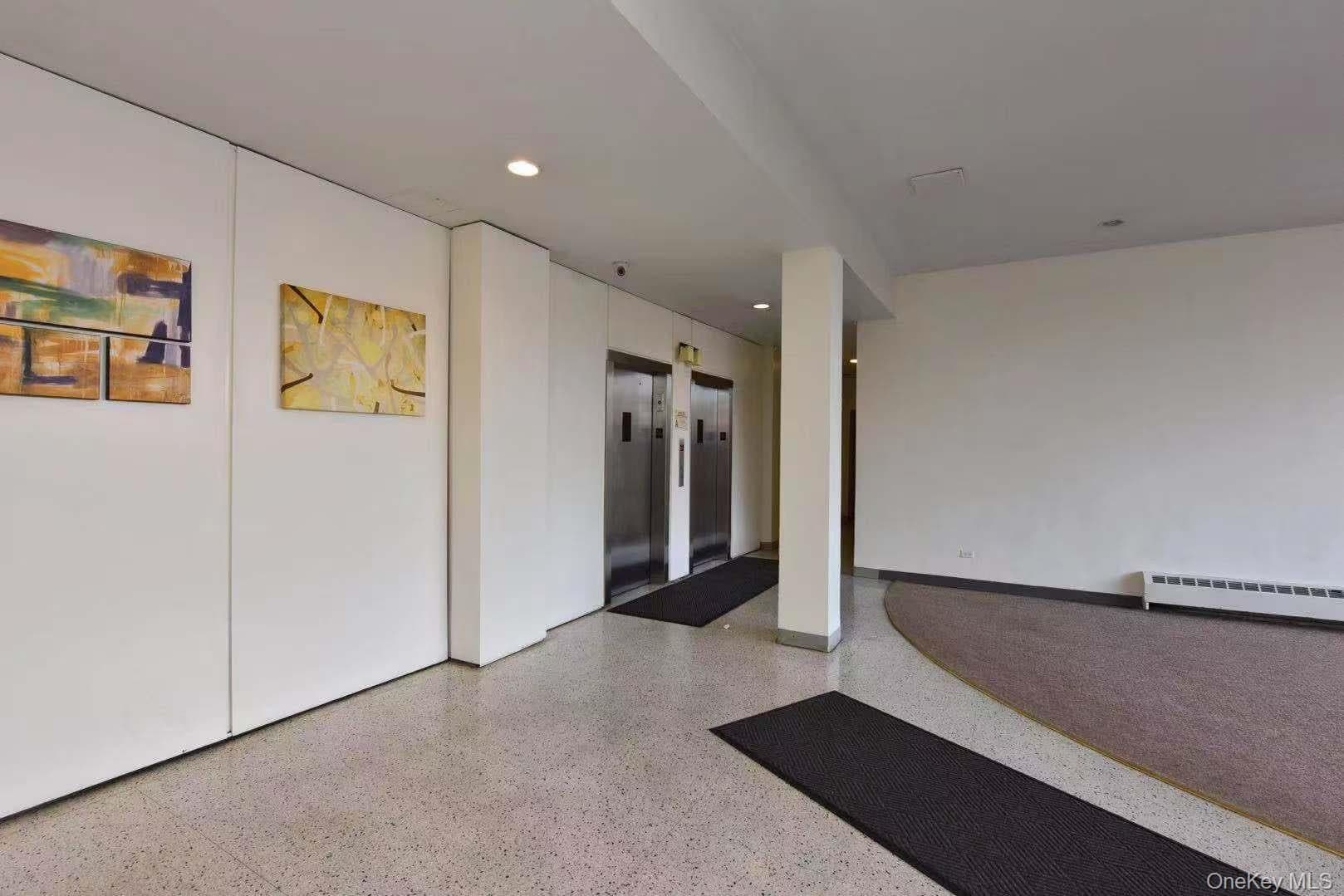 15272 Melbourne Avenue Unit: 2G thumbnail 5