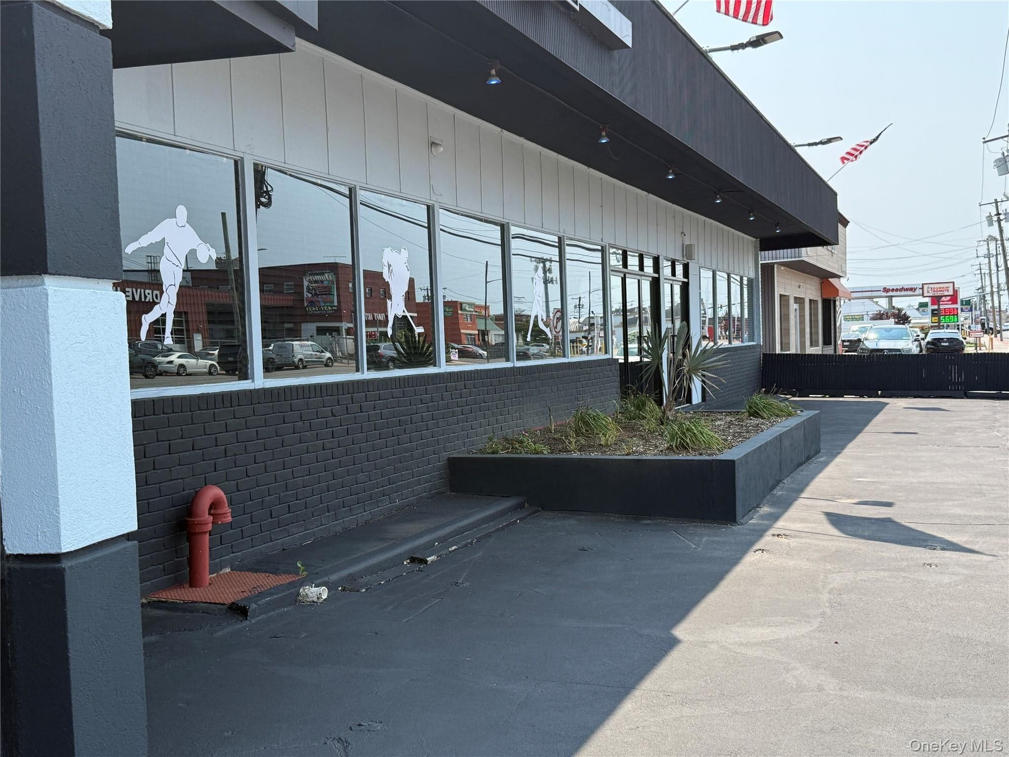 4245 Austin Boulevard thumbnail 4