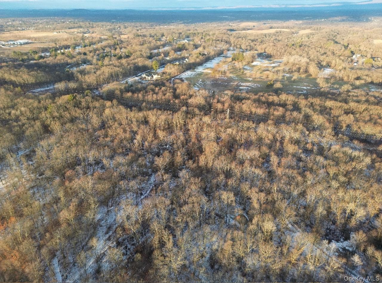 183 Plains Road thumbnail 2