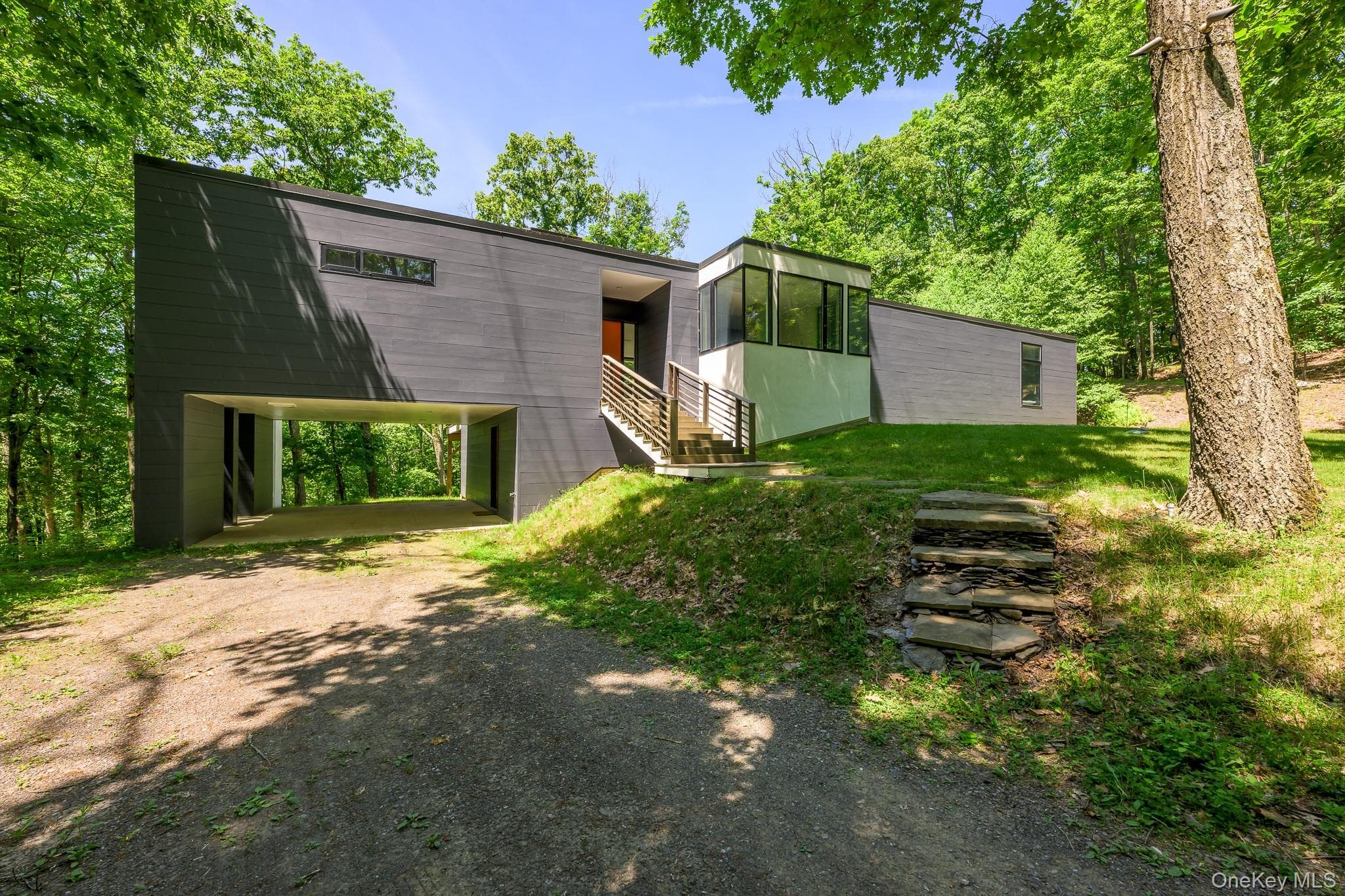 312 Sky Farm Road thumbnail 3