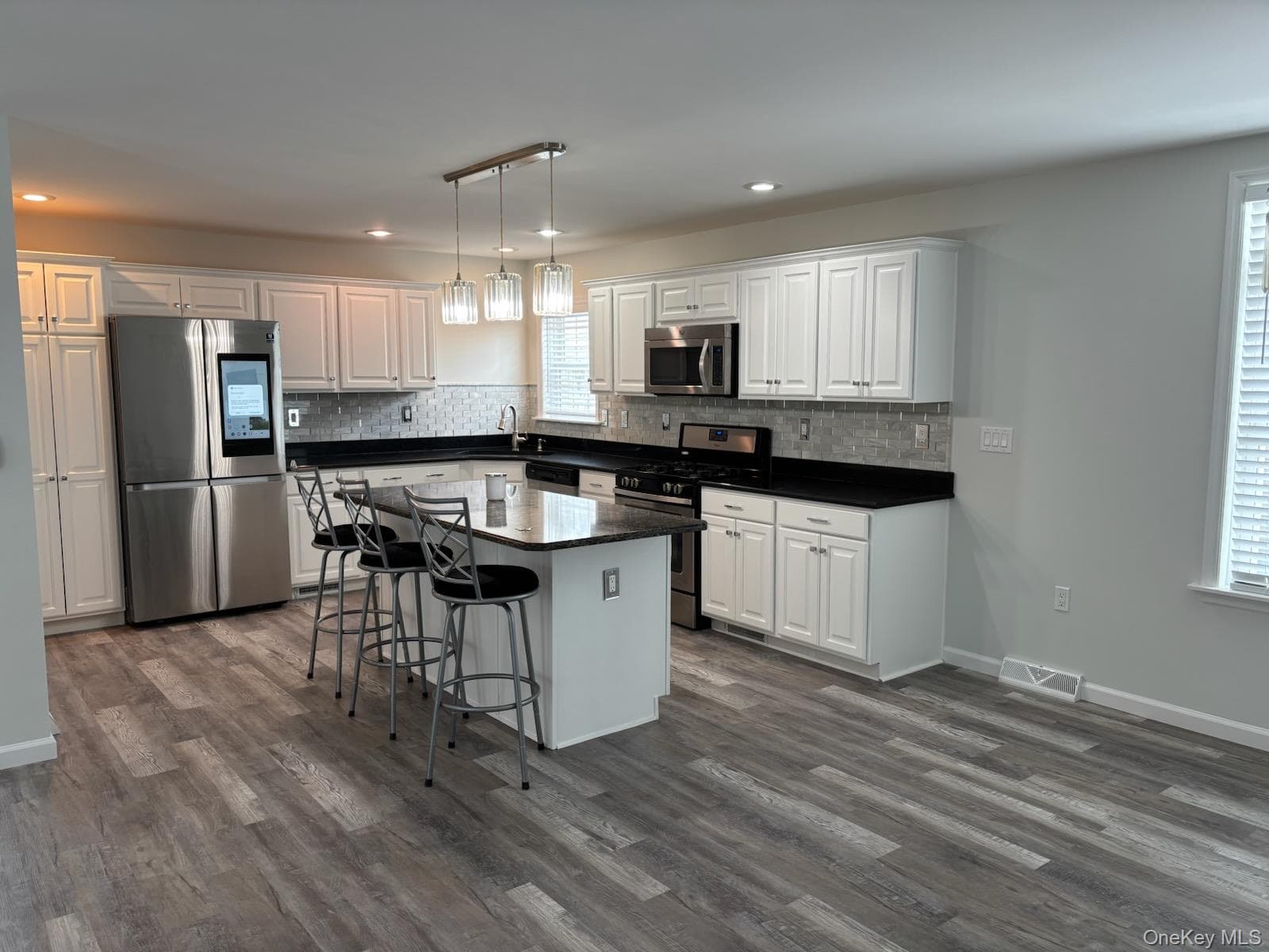 1661 Old Country Road Unit: 539 thumbnail 7