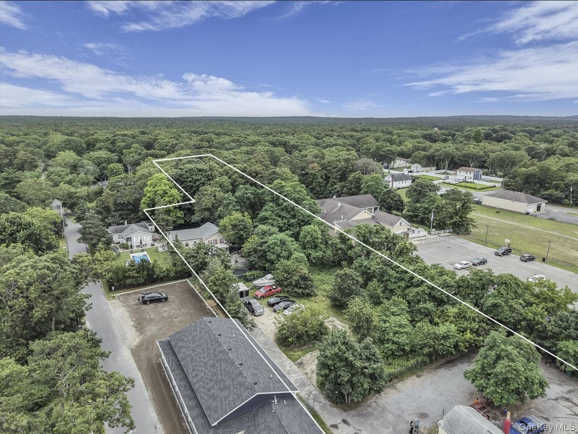 669 Flanders Road thumbnail 12