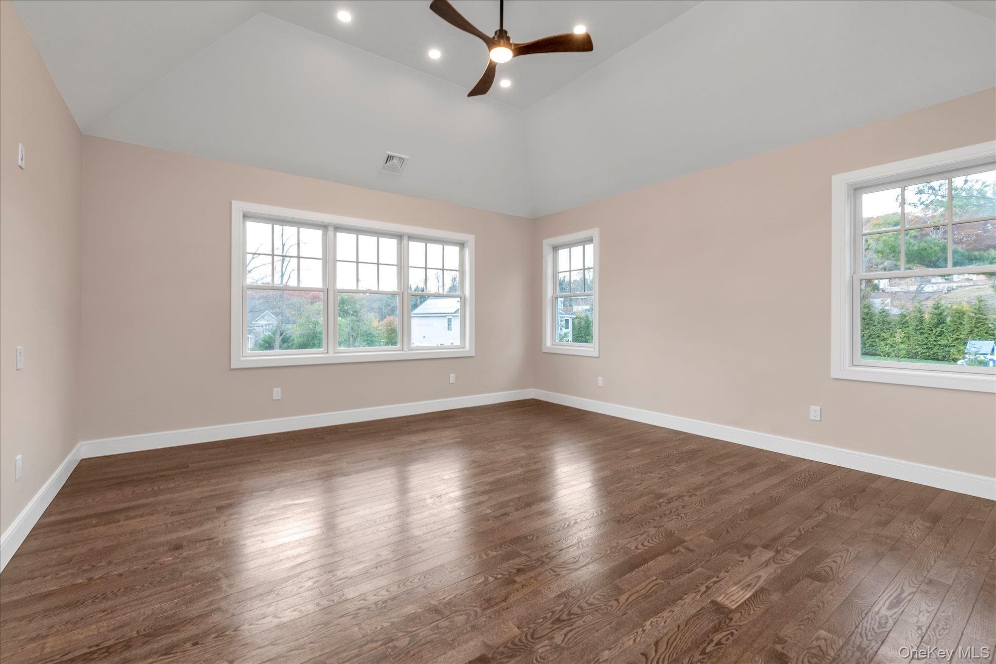 34 Calumet Drive thumbnail 25