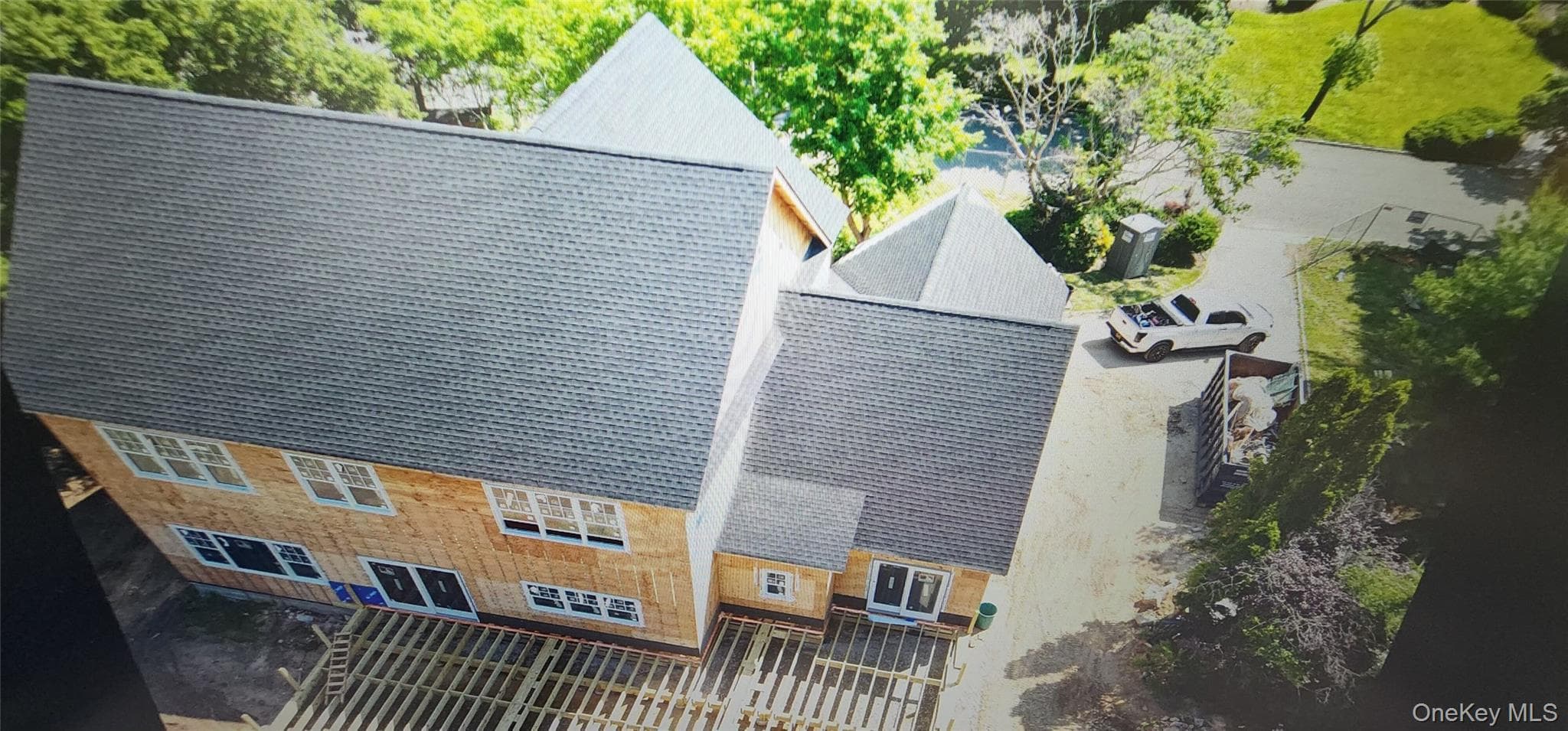 34 Calumet Drive thumbnail 36