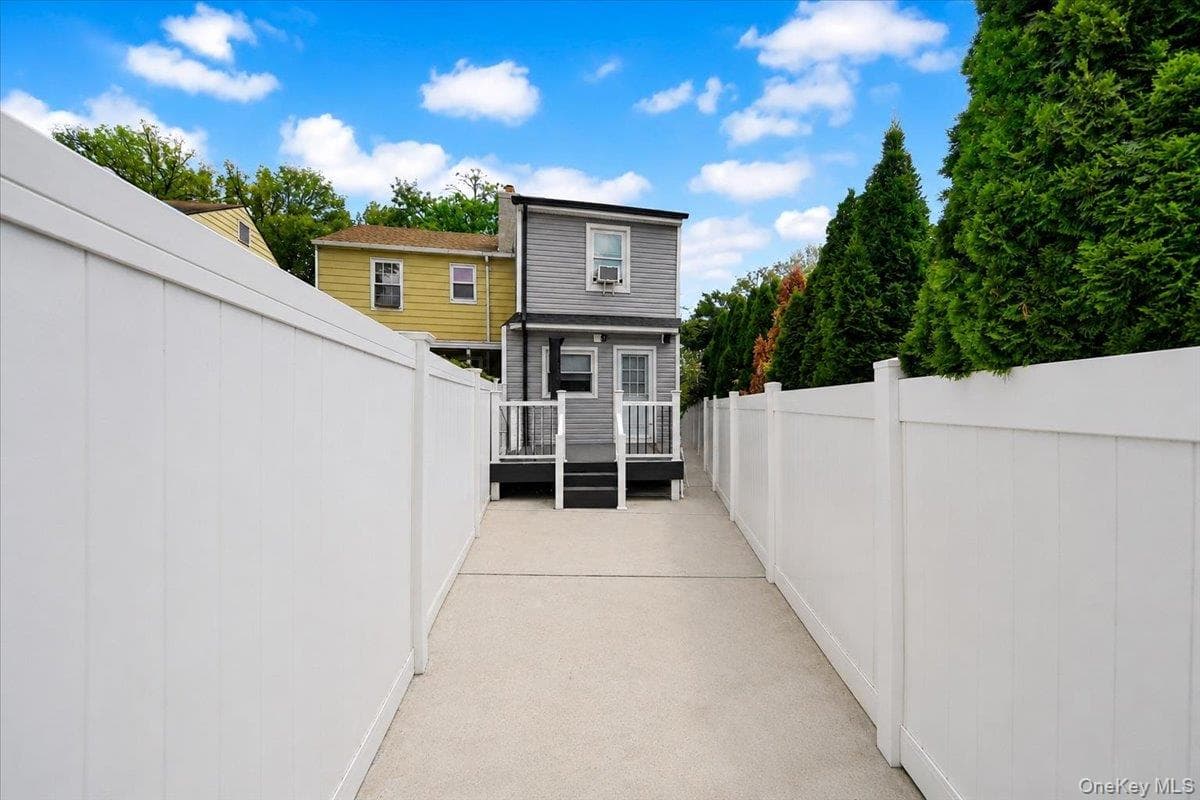 2565 Westervelt Avenue thumbnail 19