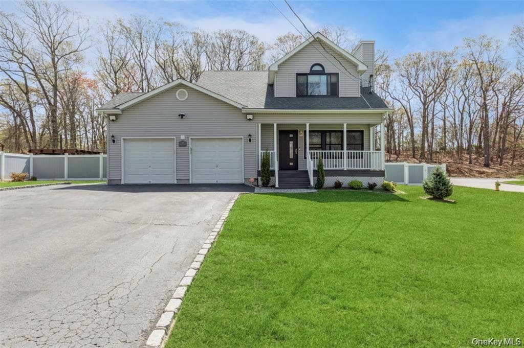 12 Midvale Avenue photo 1