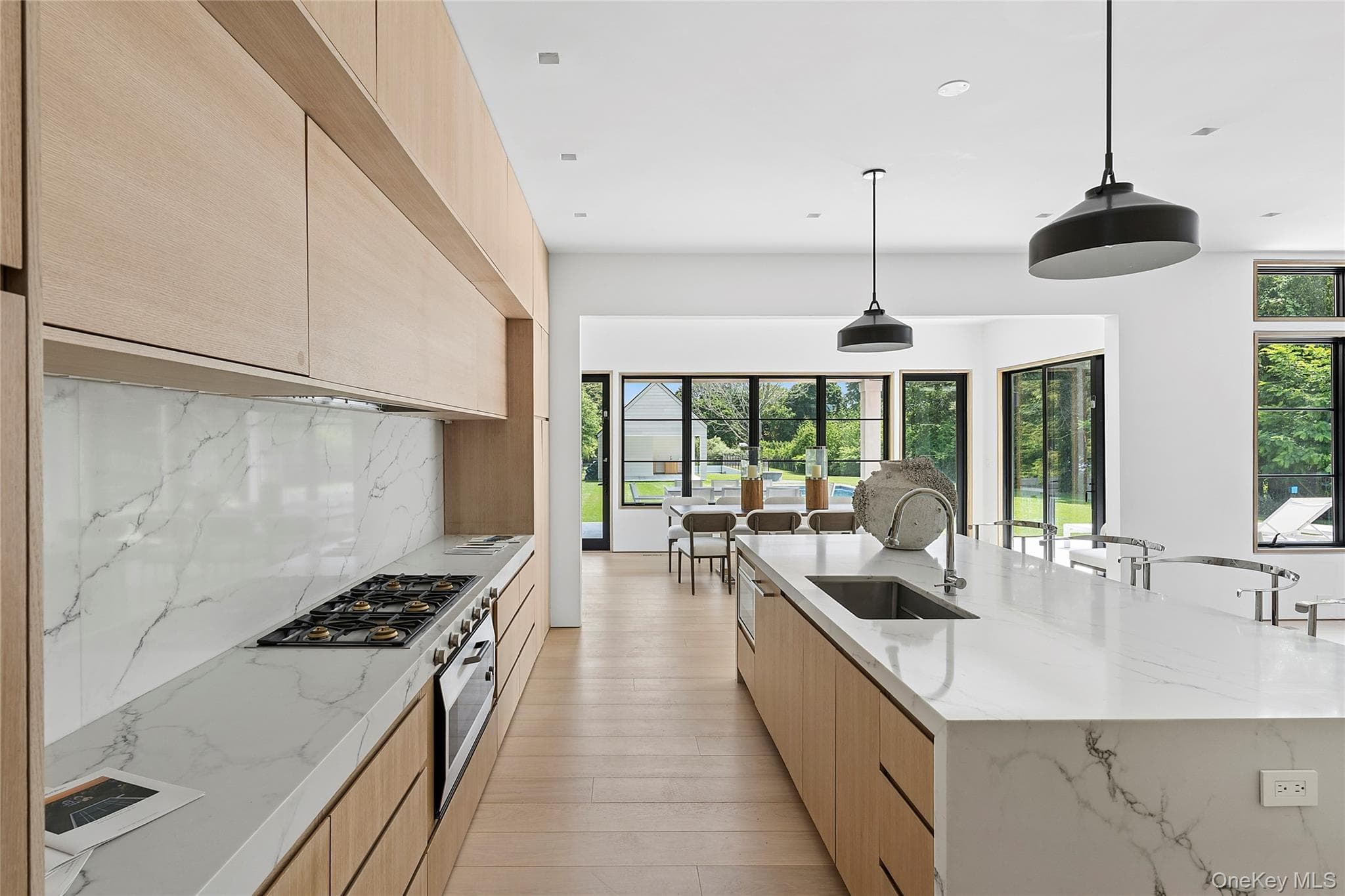50 Tuckahoe Lane thumbnail 10