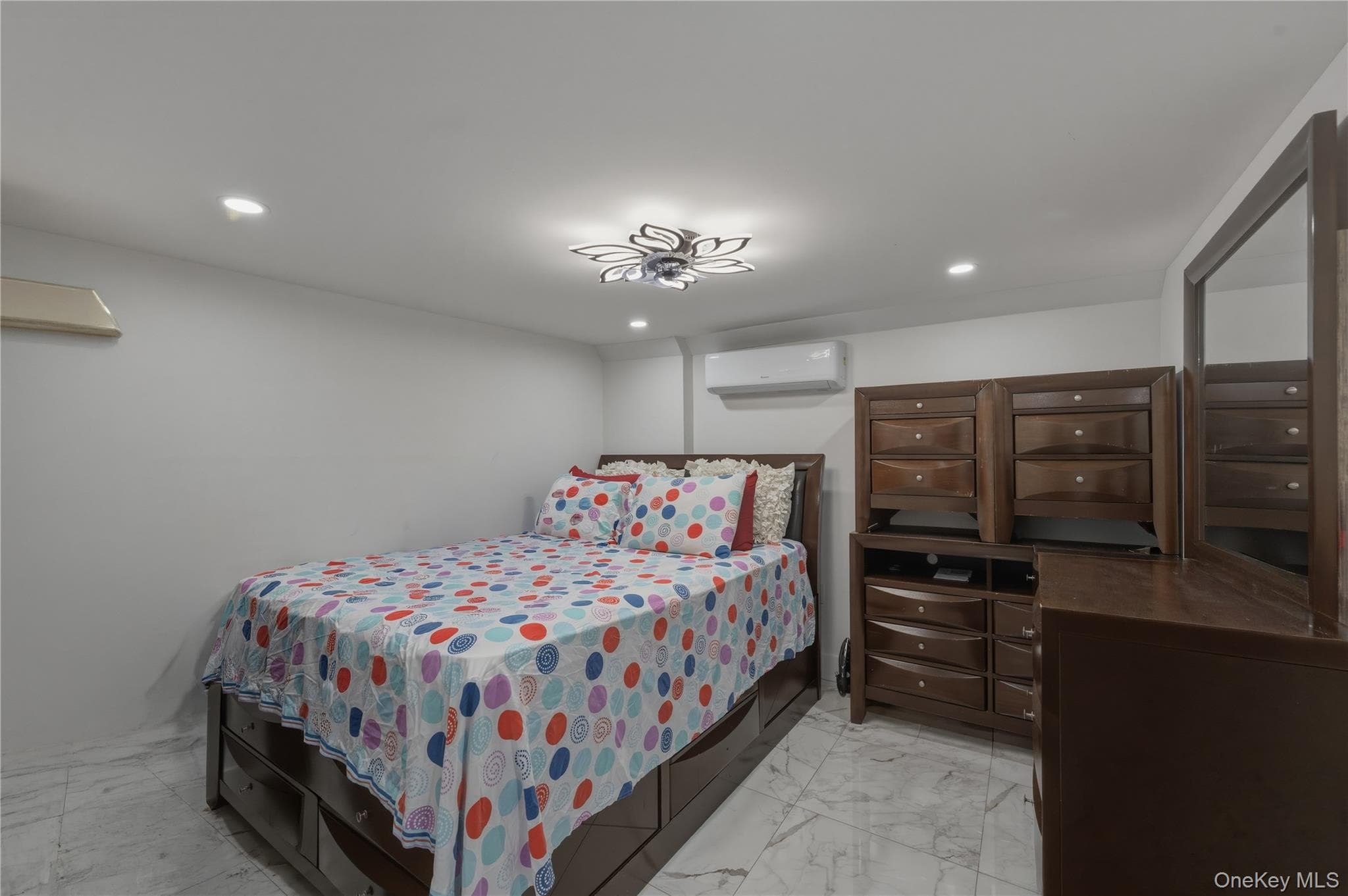1169 Brooklyn Avenue thumbnail 16