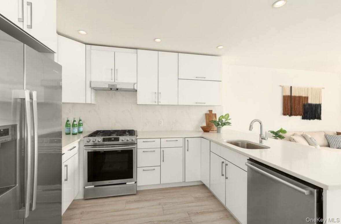 1450 110th Street St Unit: N605 thumbnail 3