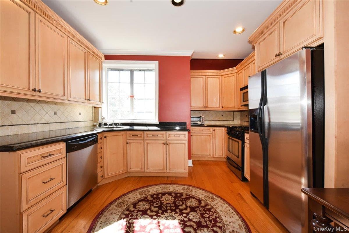 38-30 Douglaston Parkway Unit: 4B thumbnail 10