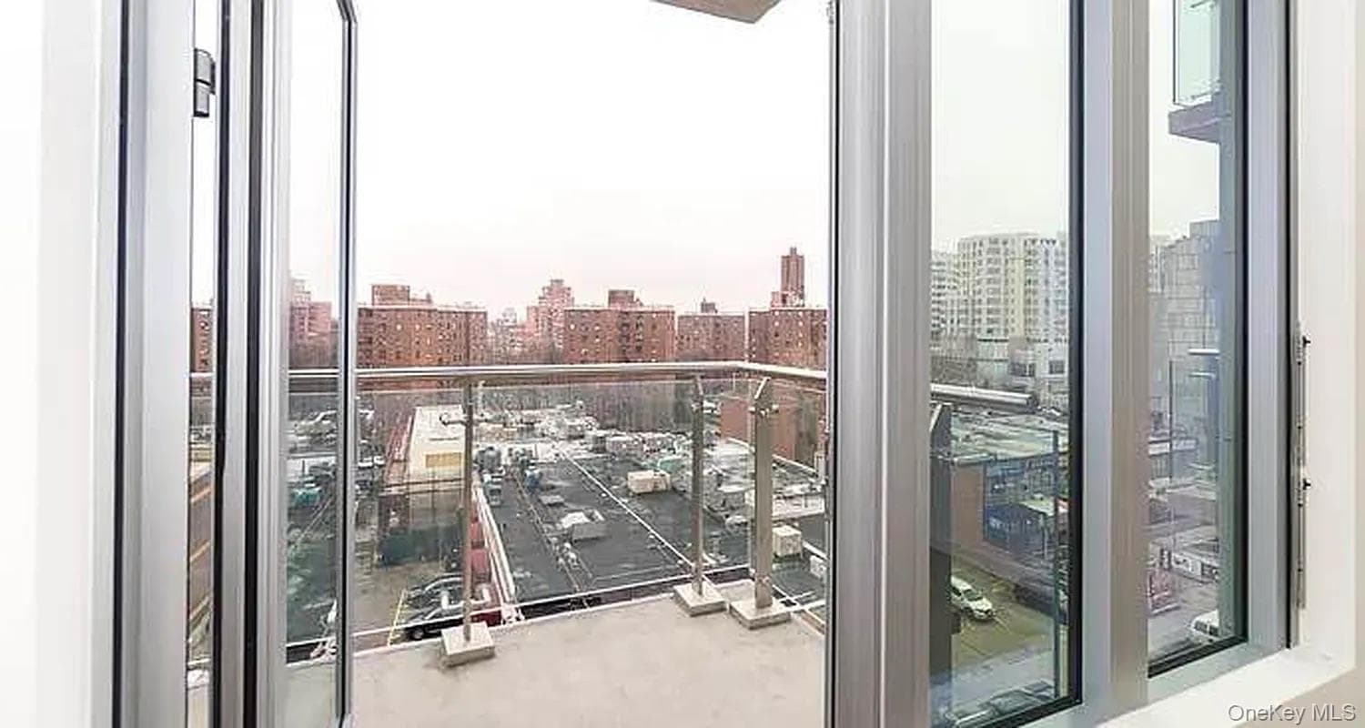 133-27 39th Avenue Unit: 6K thumbnail 4