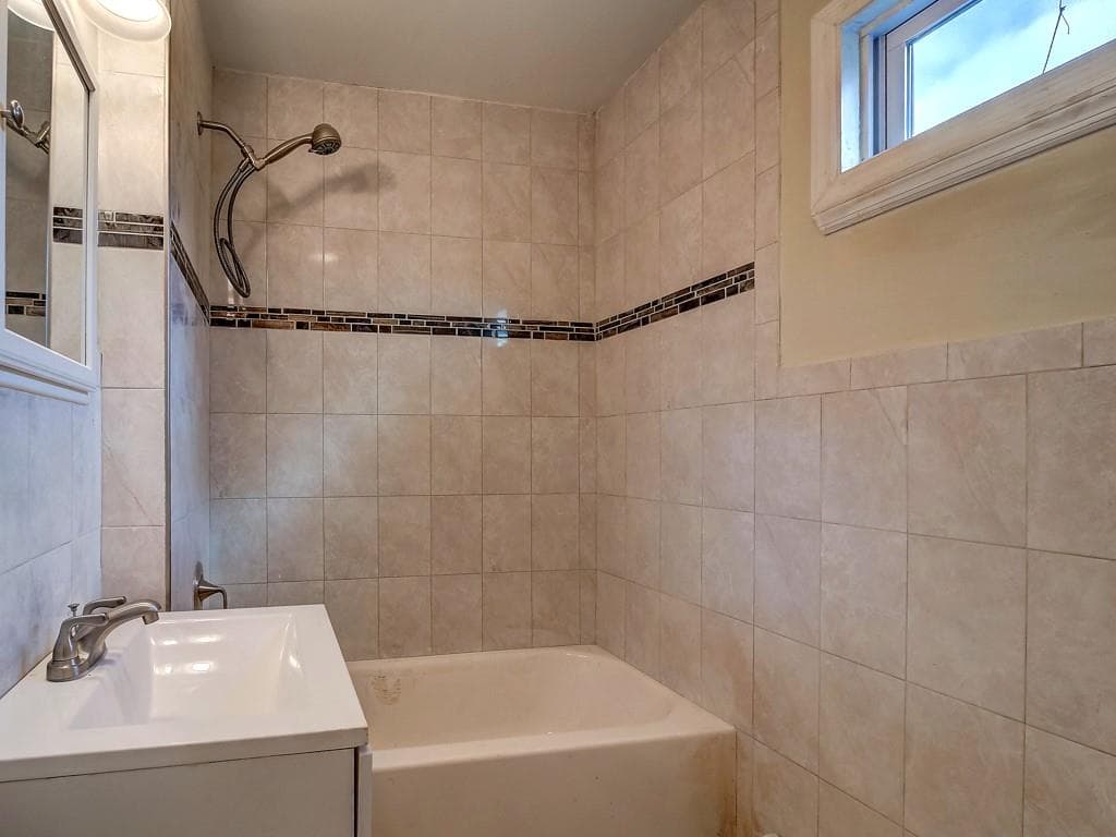 18 Stanton Street thumbnail 16