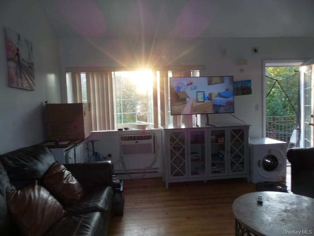 3540 Ely Avenue thumbnail 29