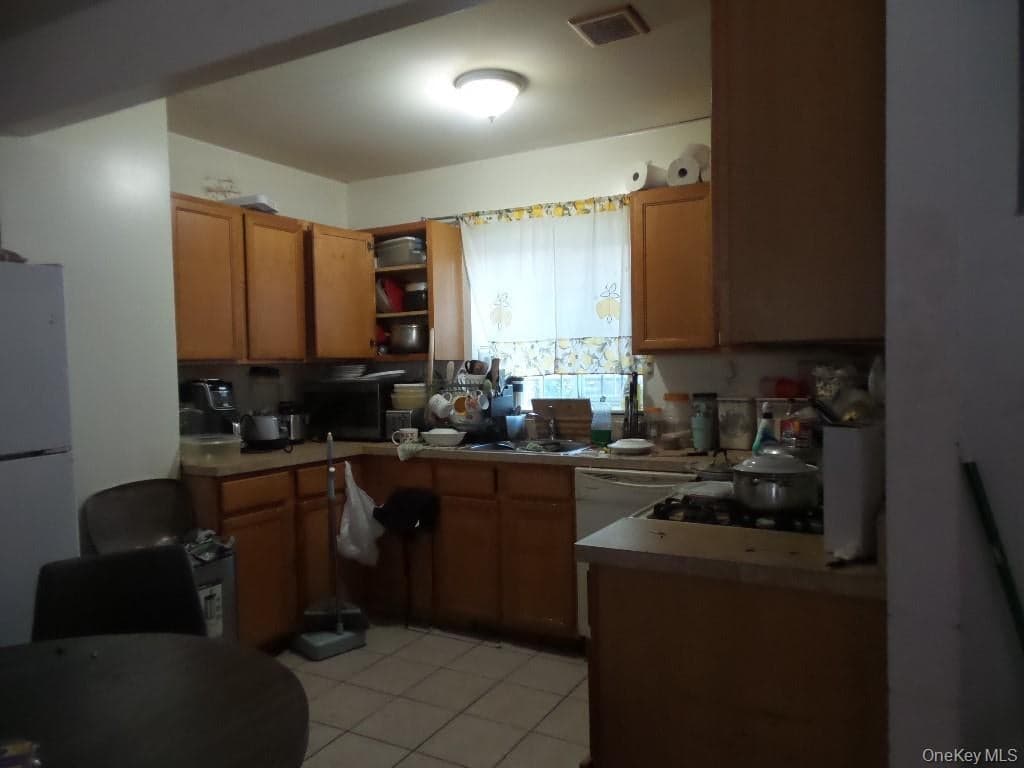 3540 Ely Avenue thumbnail 15