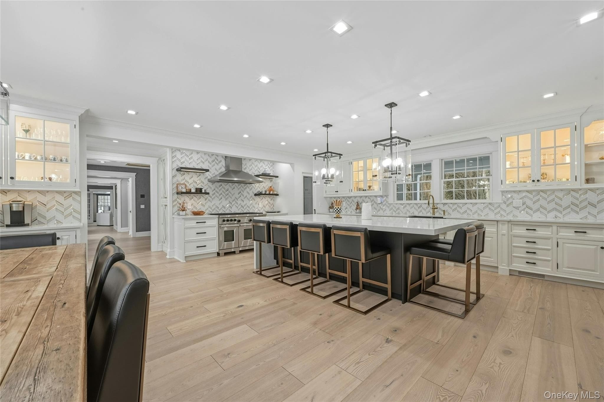 192 Burtis Lane thumbnail 5