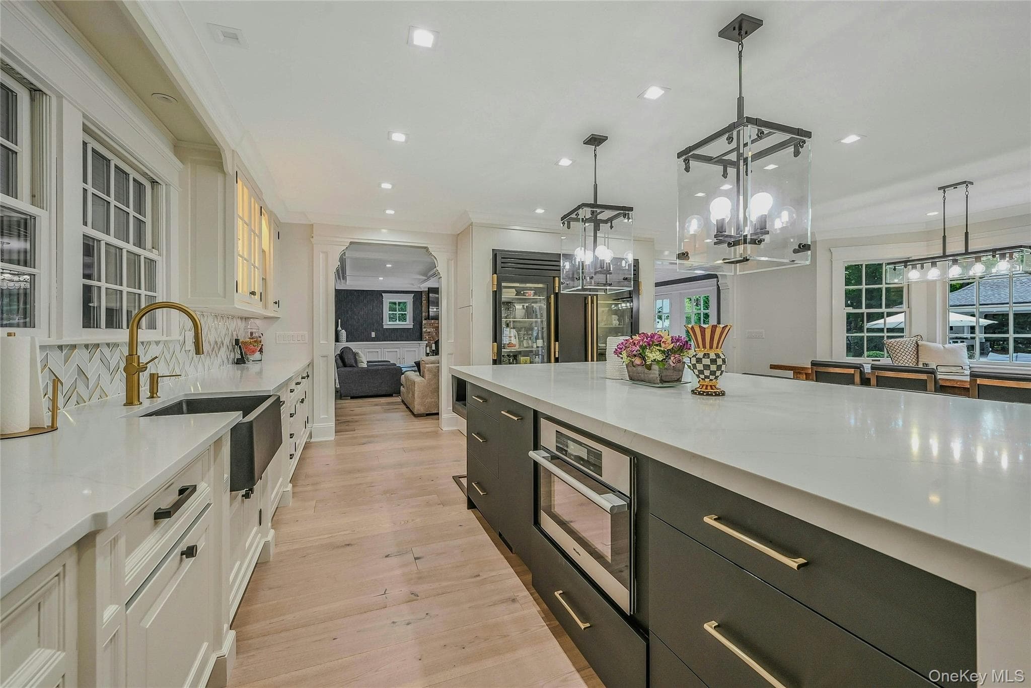 192 Burtis Lane thumbnail 4