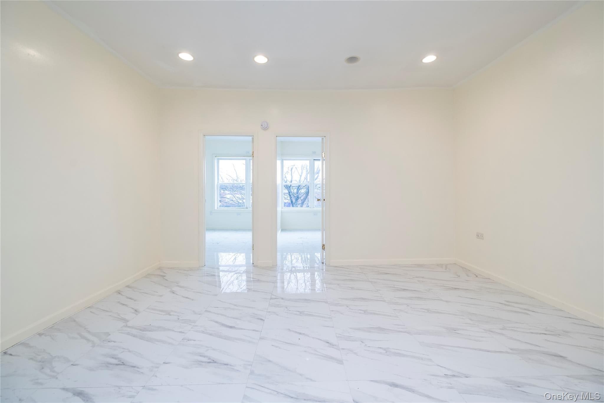 5019 Avenue thumbnail 24
