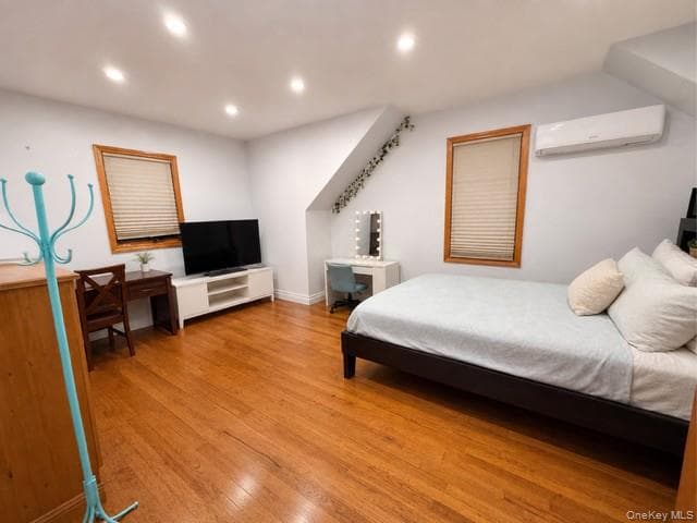 121 Ocean Avenue thumbnail 10