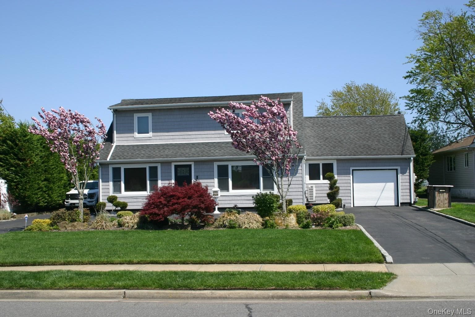 121 Ocean Avenue thumbnail 2