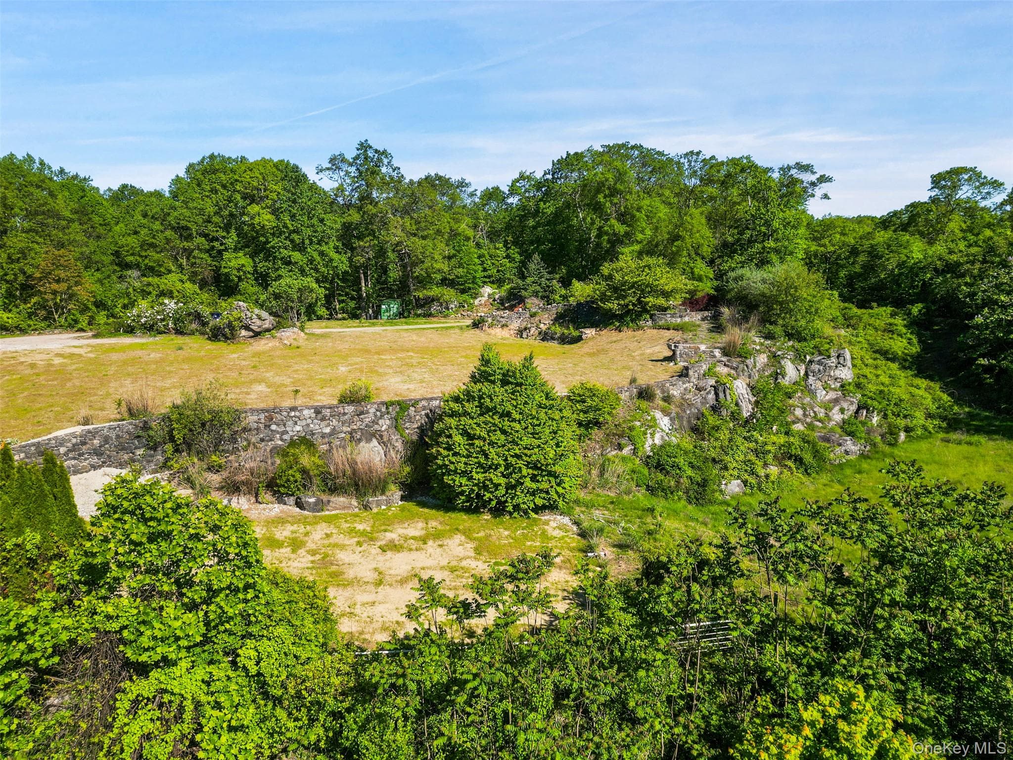 371-383 Pea Pond Road thumbnail 11